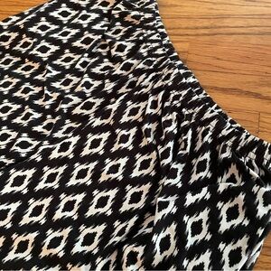 Wide leg patterned pants